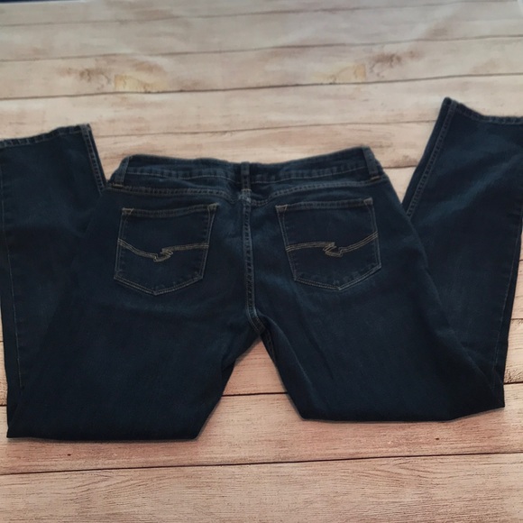 a.n.a Dark Wash Mid-Rise Skinny Jeans Size 31 aka 12P - Picture 2 of 9